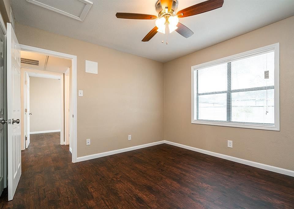 1st image of 3620 Southmore Blvd APT 15