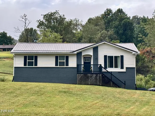 131 Melrose Dr, Rose Hill, VA 24281