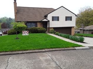 208 Oriole Dr, Pittsburgh, PA 15220