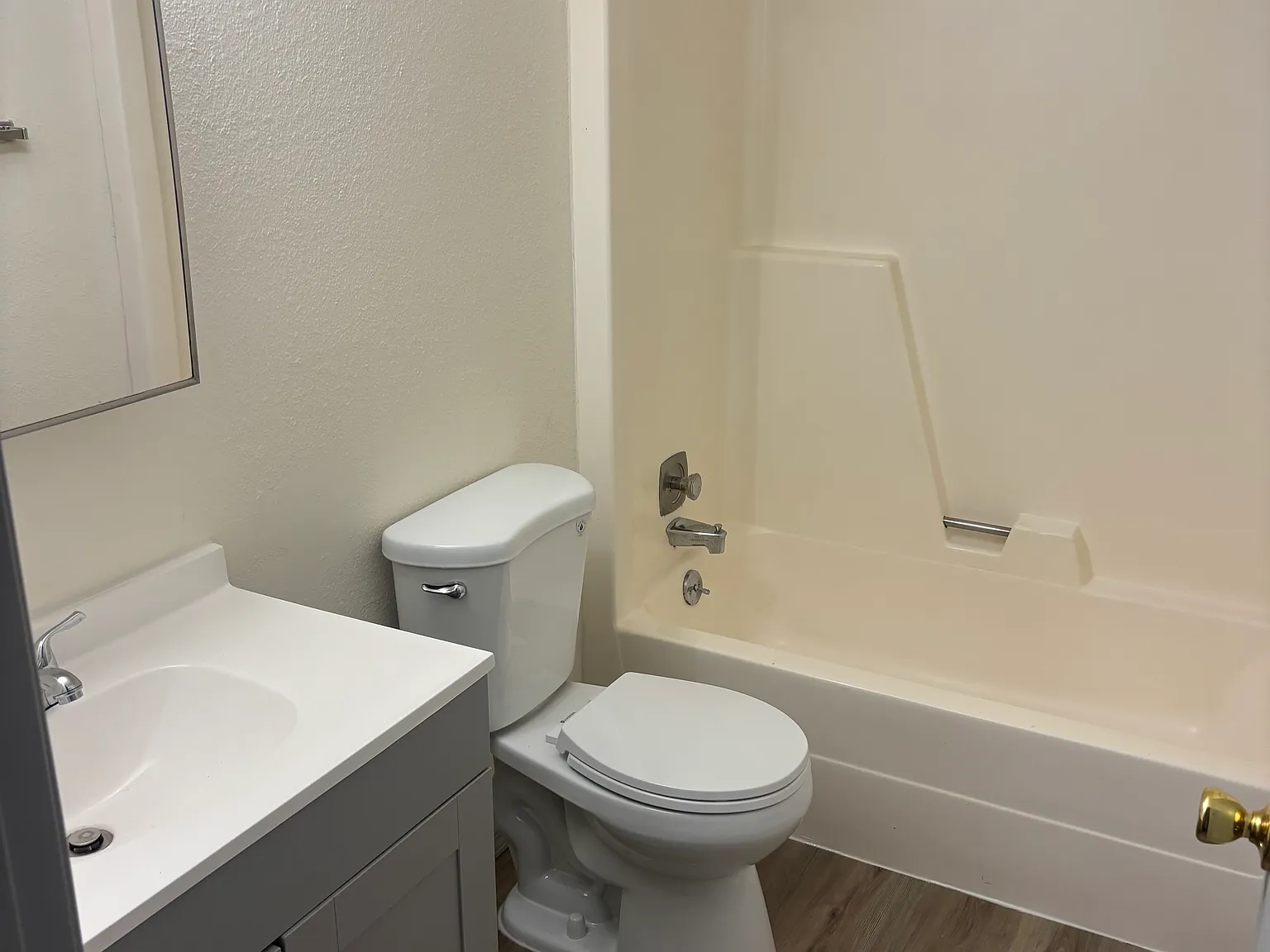 1 bed, 625 sqft, $1,350 — Photo 4