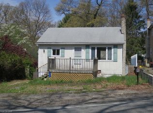 128 Dupont Ave, Hopatcong, NJ 07843