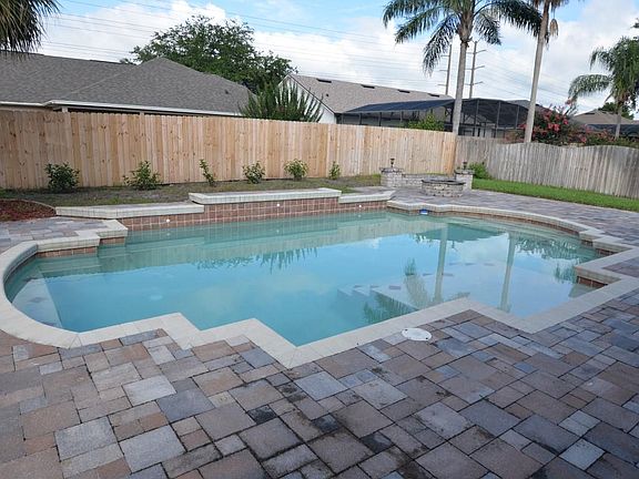 5th image of 3414 Sterling Lake Cir