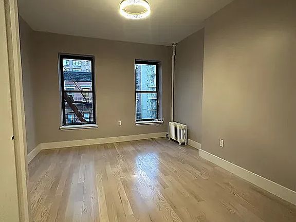 4th image of 412 W 56th St APT 13