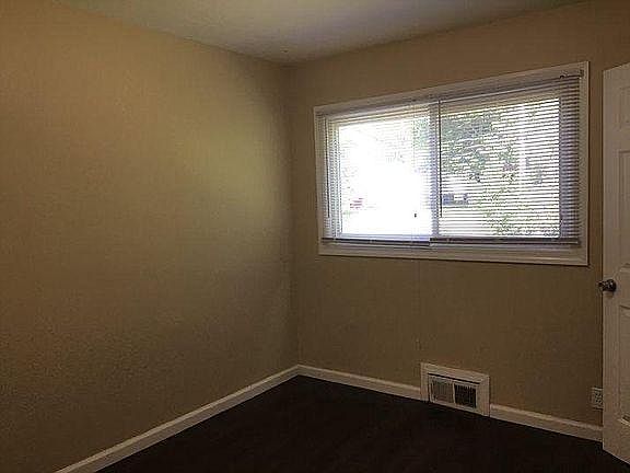 4th image of 655 La Venta Dr