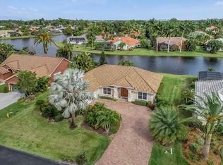 28860 Regis Ct, Bonita Springs, FL 34134