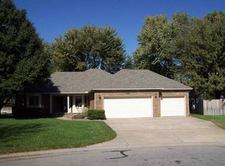 10226 W Westport Ct, Wichita, KS 67212