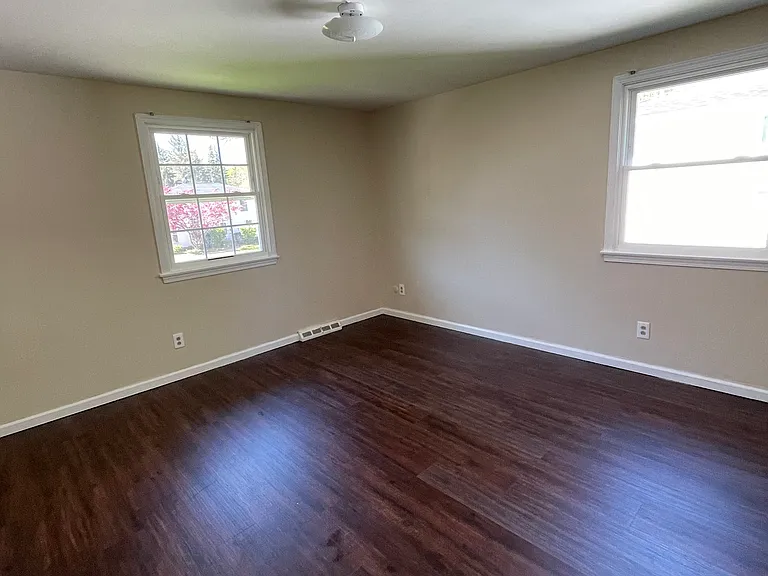 212 Sunshine Dr #L — Photo 24