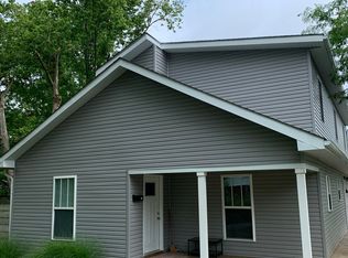221-221.5 East 16th Street, Bloomington, IN 47408