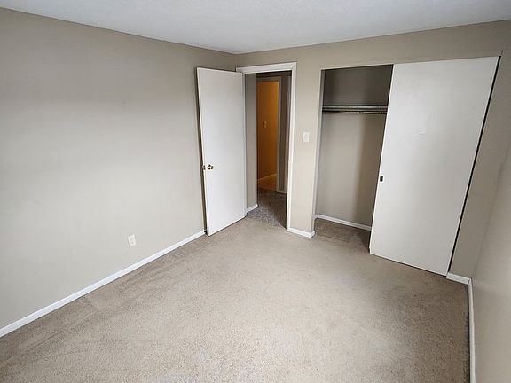 2nd image of 118 Northwood Dr #7