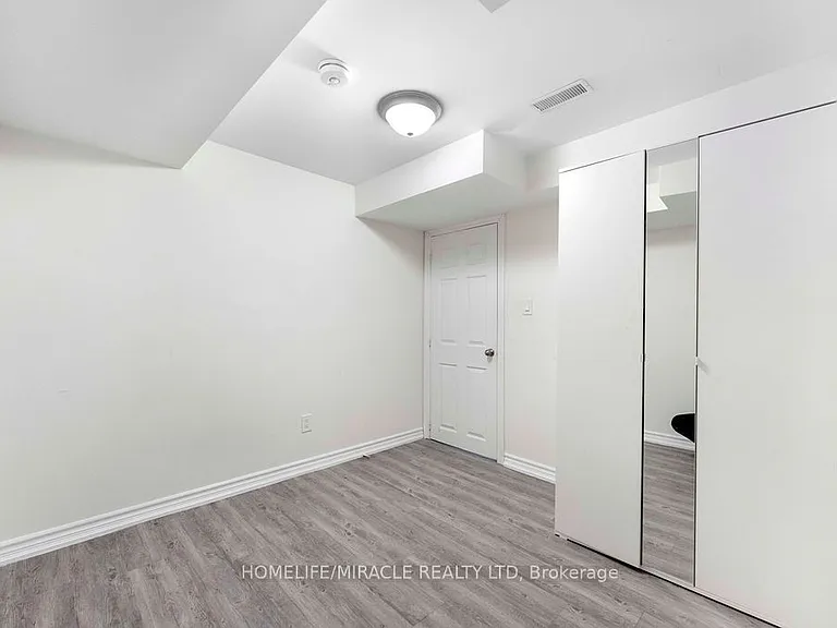 1330 Aldergrove Dr #BASEMENT — Photo 18