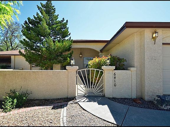 Private Courtyard