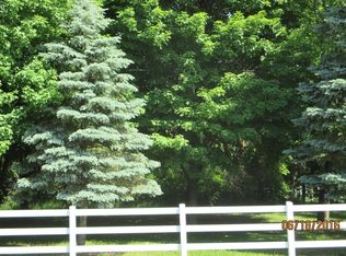 7322 Potter Rd, Flushing, MI 48433