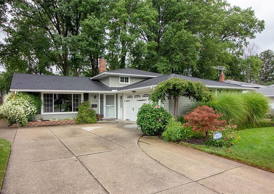 1st image of 23488 Sharon Dr
