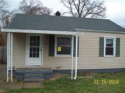 1st image of 3809 Jewell Ave