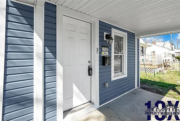 2767 Hiawatha St — Photo 4