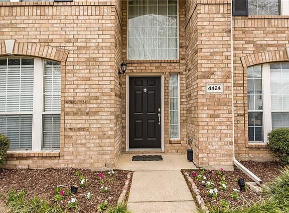 2nd image of 4424 Cordova Ln