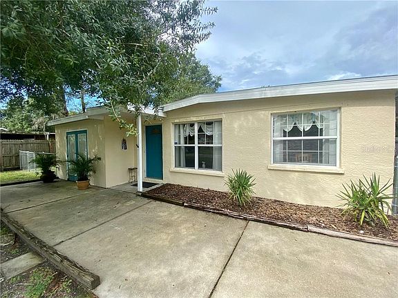 3rd image of 3748 Taro Pl