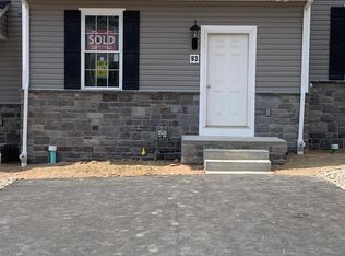 93 Holstein Dr #176, Hanover, PA 17331