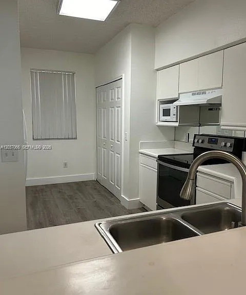 3245 NE 184th St #13112 — Photo 2