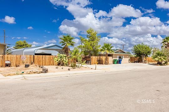 3rd image of 1132 W Coronado Ave