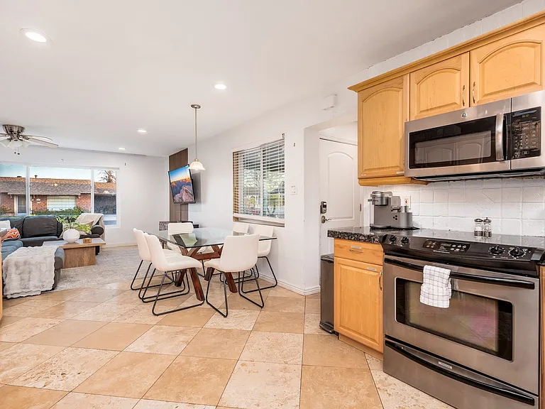 8356 E Avalon Dr — Photo 14