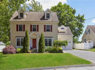 71 Yarrow Rd, Fairfield, CT 06824