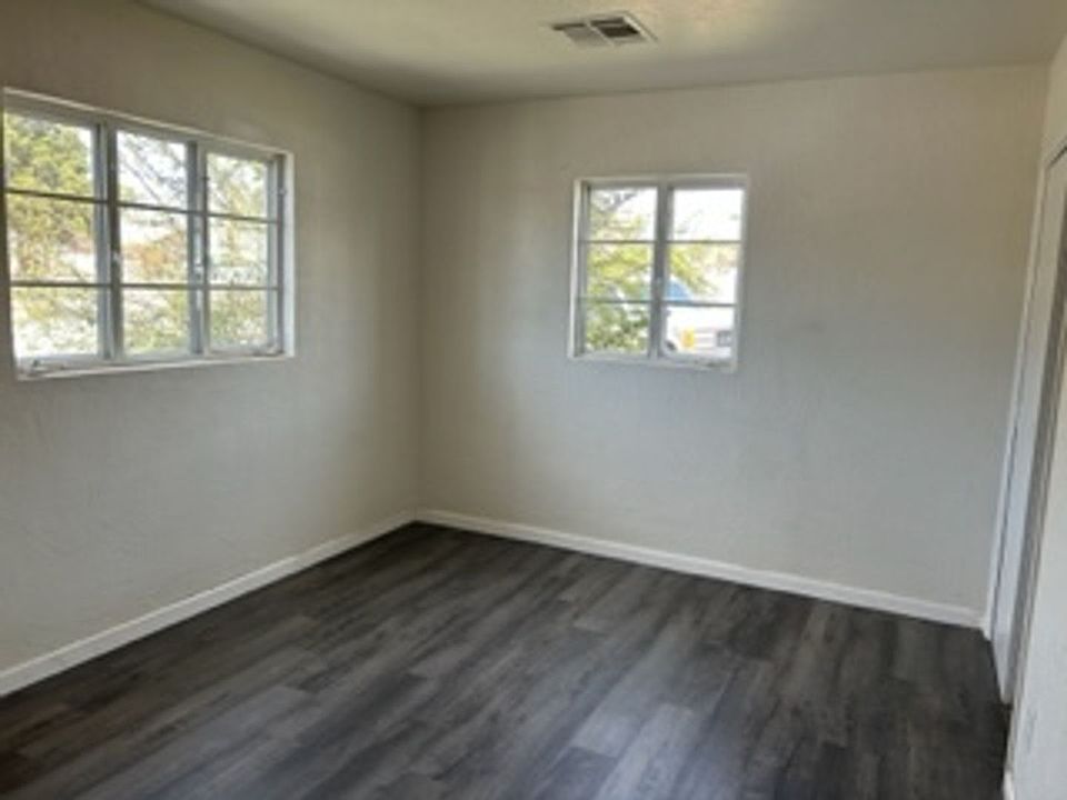 1st image of 2040 E Idaho Ave