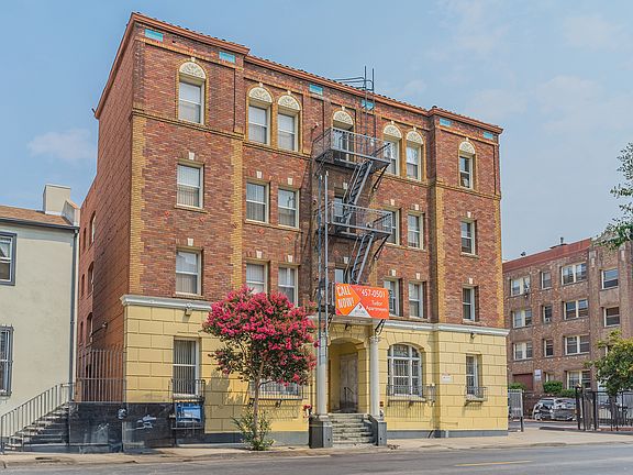 2nd image of 738 S Mariposa Ave APT 107