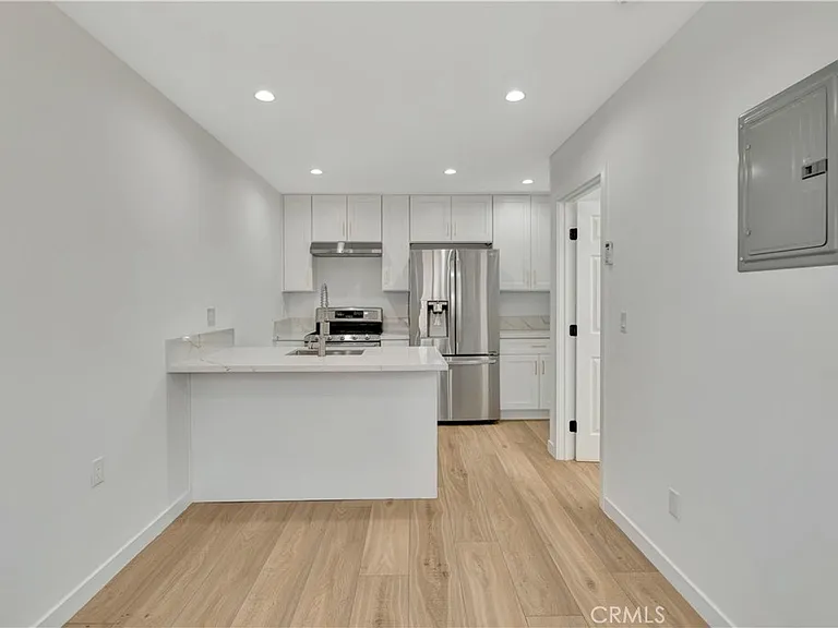 16654 Horace St — Photo 3