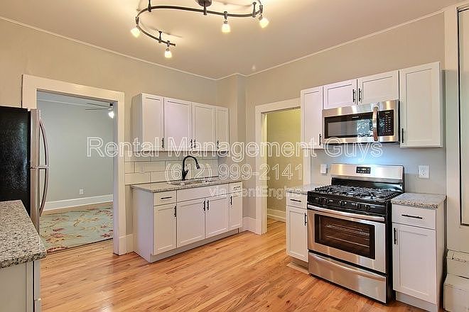 1st image of 2041 Laurel Ave #2