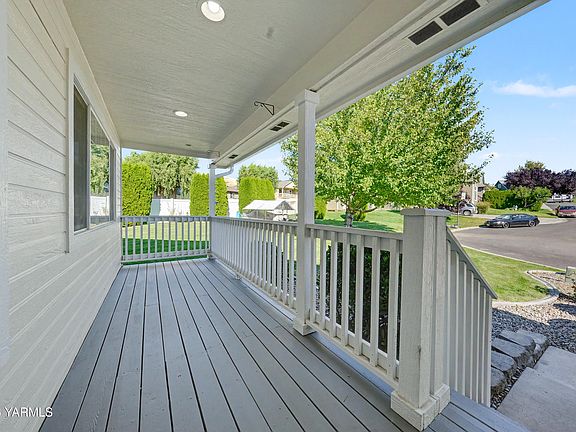 5th image of 820 Overbluff Ln