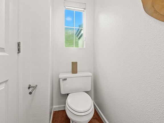 5th image of 117 Highcrest Ln