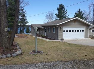 6622 Bainter Dr, Johannesburg, MI 49751