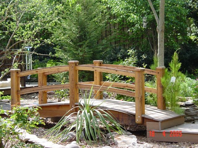 Bridge over dry creek bed