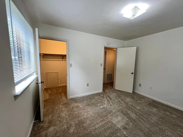 601 Vista Ave — Photo 16