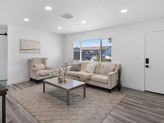 2nd image of 6636 Rockglen Ave