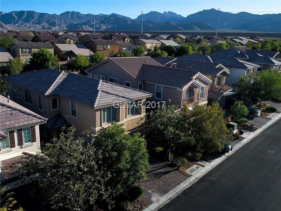 1st image of 10745 Noble Mesa Ave