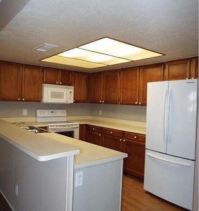 3rd image of 4730 W Northern Ave Unit 2160