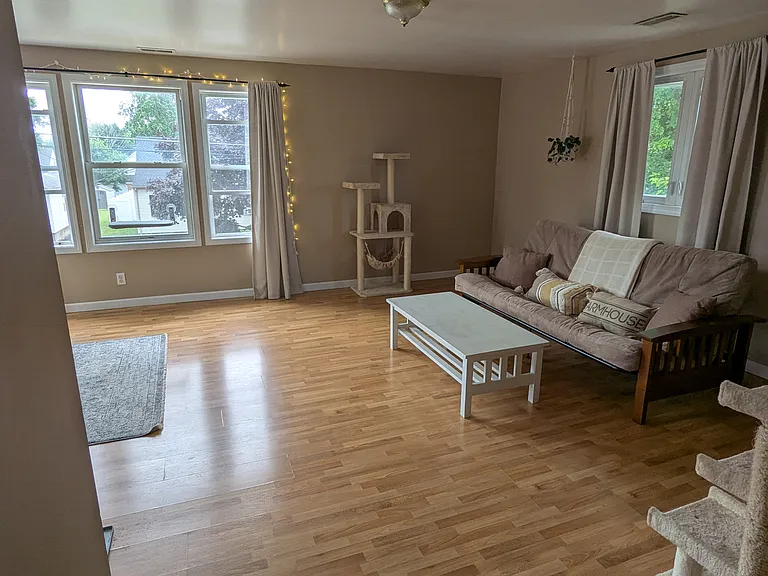 144 14th Ave #2 — Photo 7