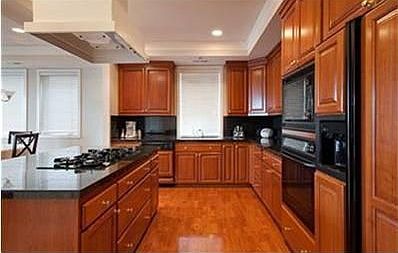 5th image of 1907 Taylor Ave N APT 3