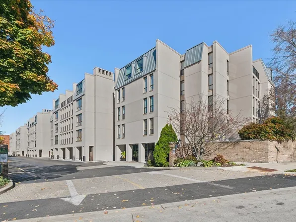 650 Winnetka Mews APT 309, Winnetka, IL 60093