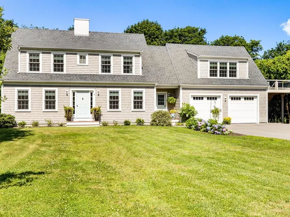 9 Bittersweet Dr, Scituate, MA 02066