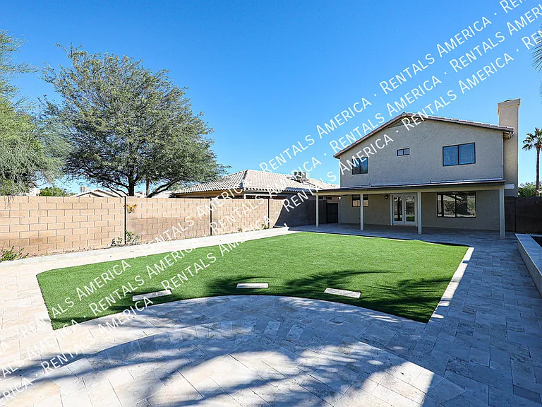 22442 N 21st St — Photo 37