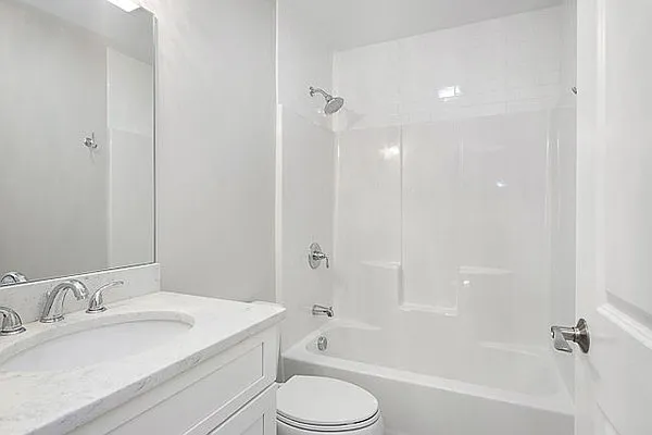 20B Hawthorne St #20B — Photo 5