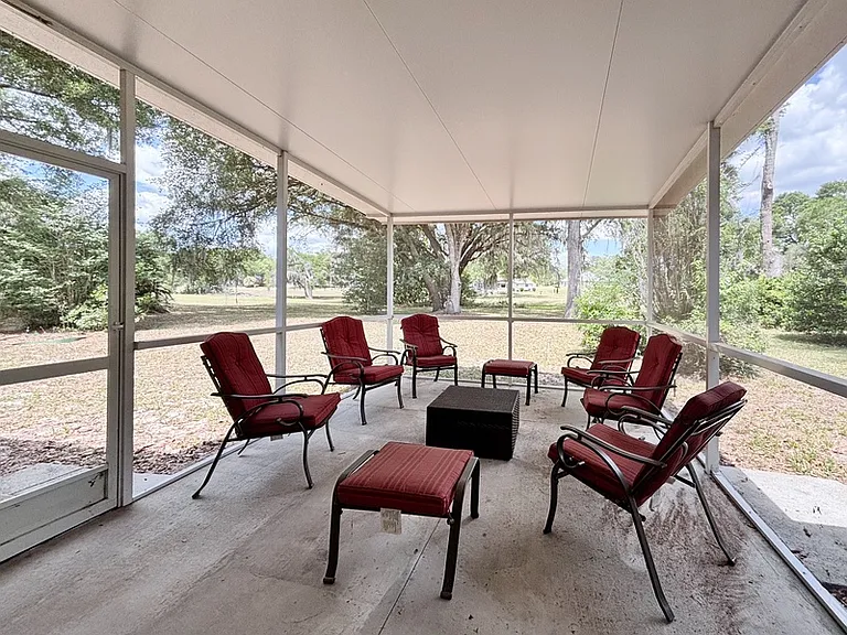 19614 SW 88th Loop — Photo 30