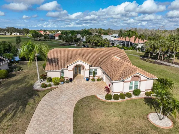2337 Platinum Dr, Sun City Center, FL 33573