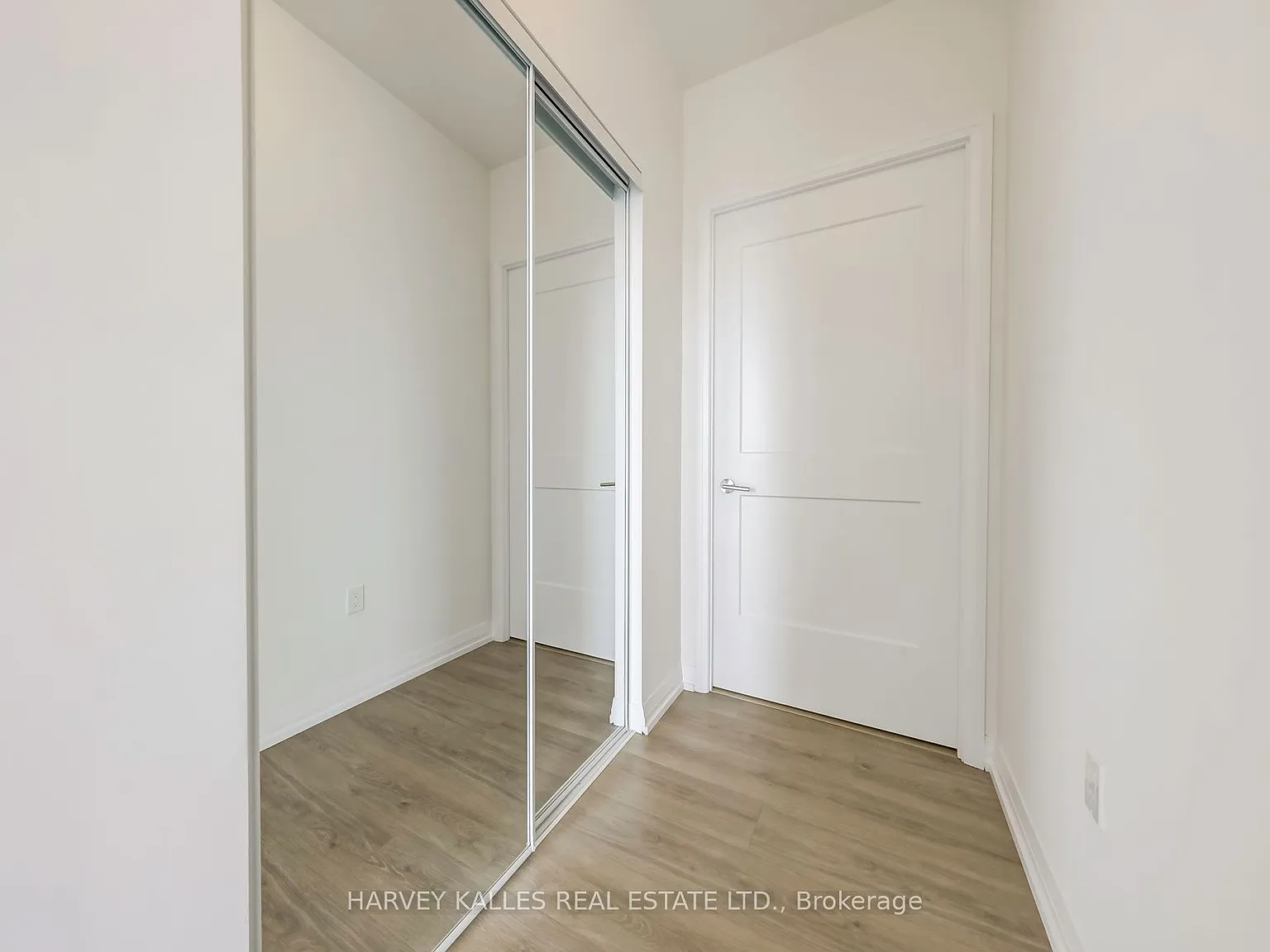 3 bed, $4,600 — Photo 4