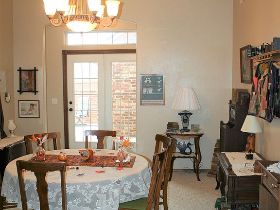 Formal Area inside Entry