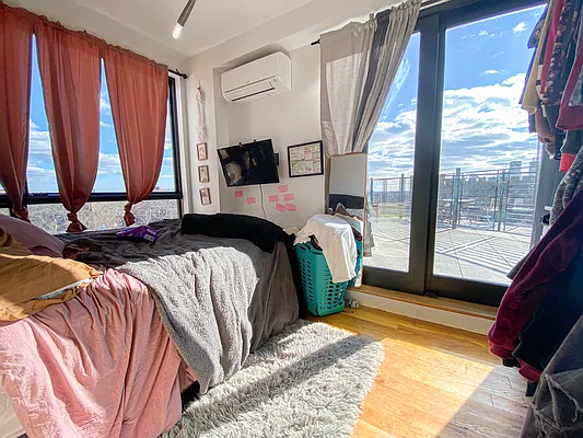 Rented by City Vista Inc | media 2