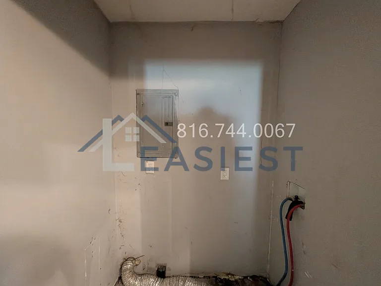 1231 Indiana Ave — Photo 19